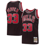 Kooe C.Bulls #33 Scottie Pippen Mitchell & Ness Black Hardwood Classics Swingman Jerseys