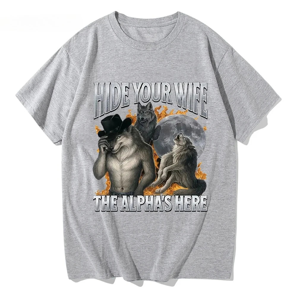 Cheap T-shirt Jerseys Hide Your Wife, Alpha Werewolf Is Coming! Funny Werewolf Meme T-shirt, Trendy Casual Hip-hop Women's Short-sleeved Shirt.Y2K Top