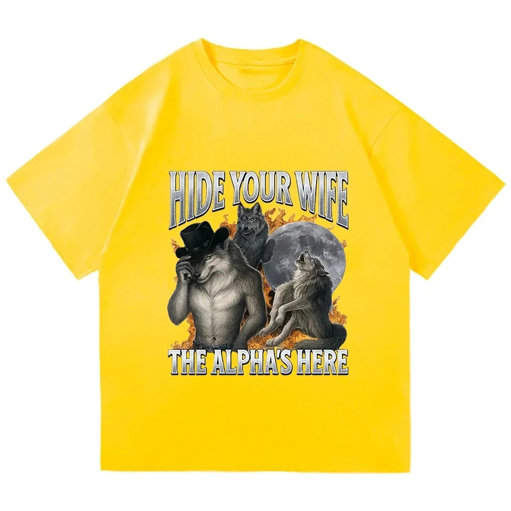 Cheap T-shirt Jerseys Hide Your Wife, Alpha Werewolf Is Coming! Funny Werewolf Meme T-shirt, Trendy Casual Hip-hop Women's Short-sleeved Shirt.Y2K Top
